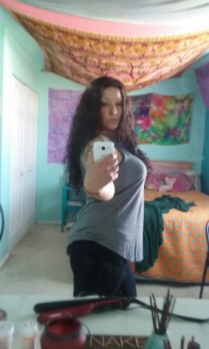 Saelle adult dating in Roanoke